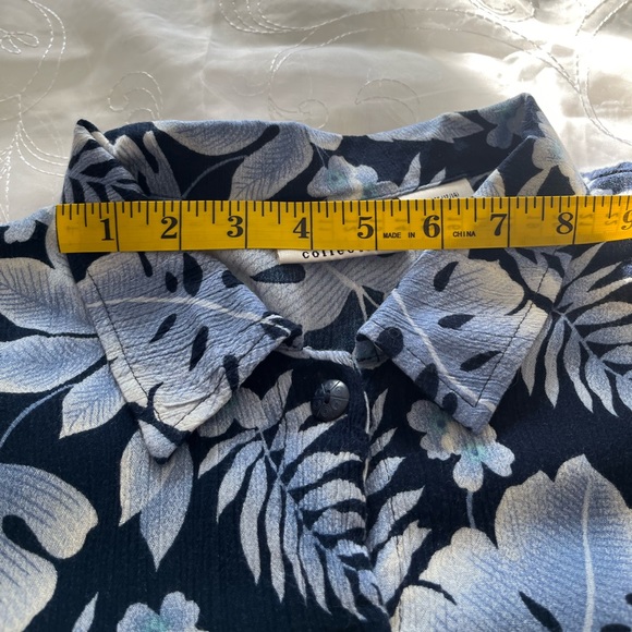 Kathy Lee Collection Large Short Sleeve Collared Button Down Top - Picture 12 of 12